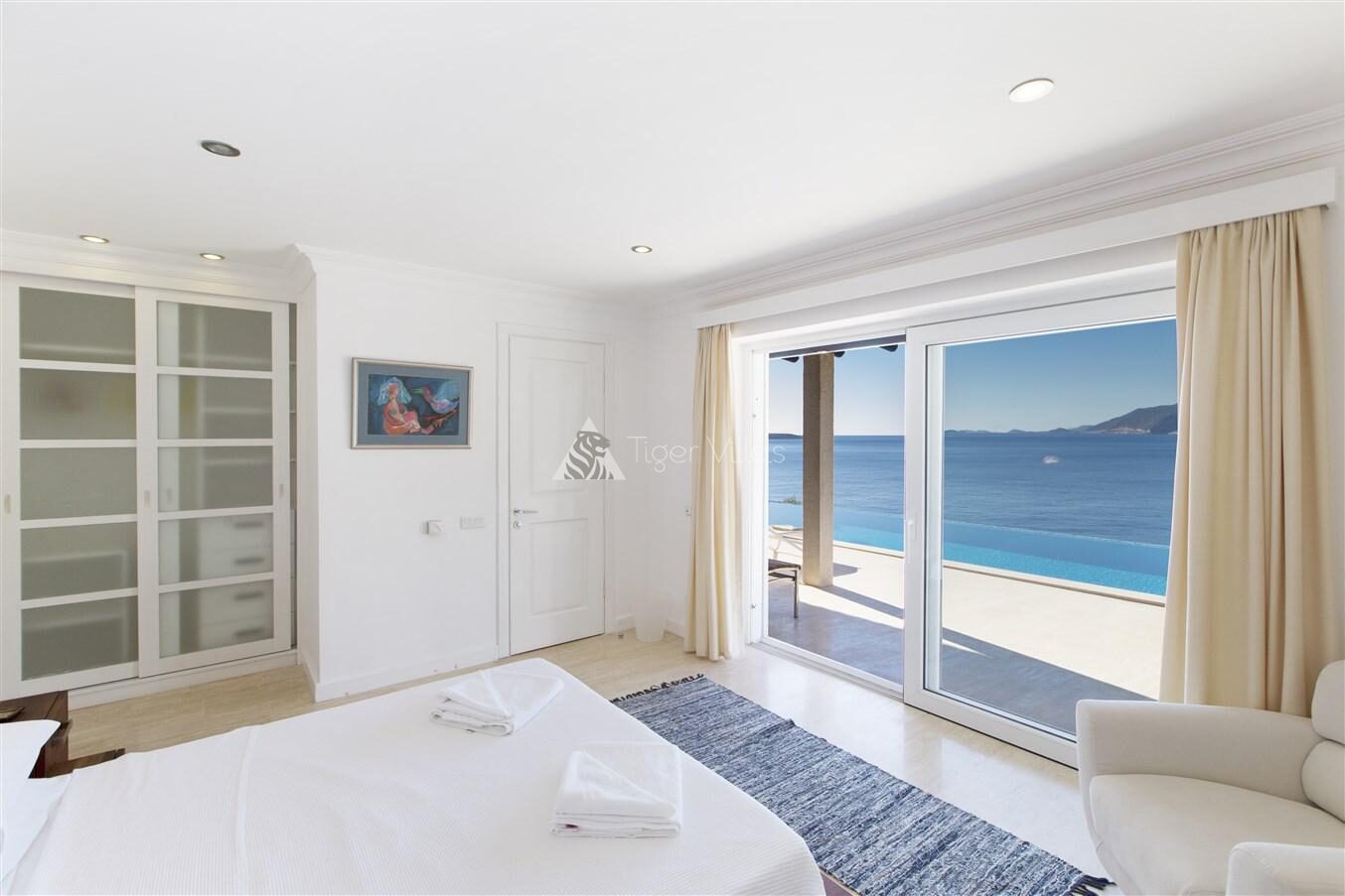 Villa Cape House – villa for rent in Yarımada