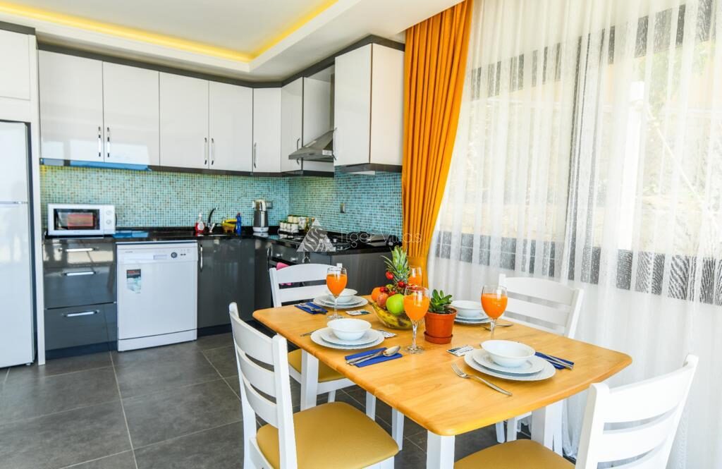 Villa Romeo — 10