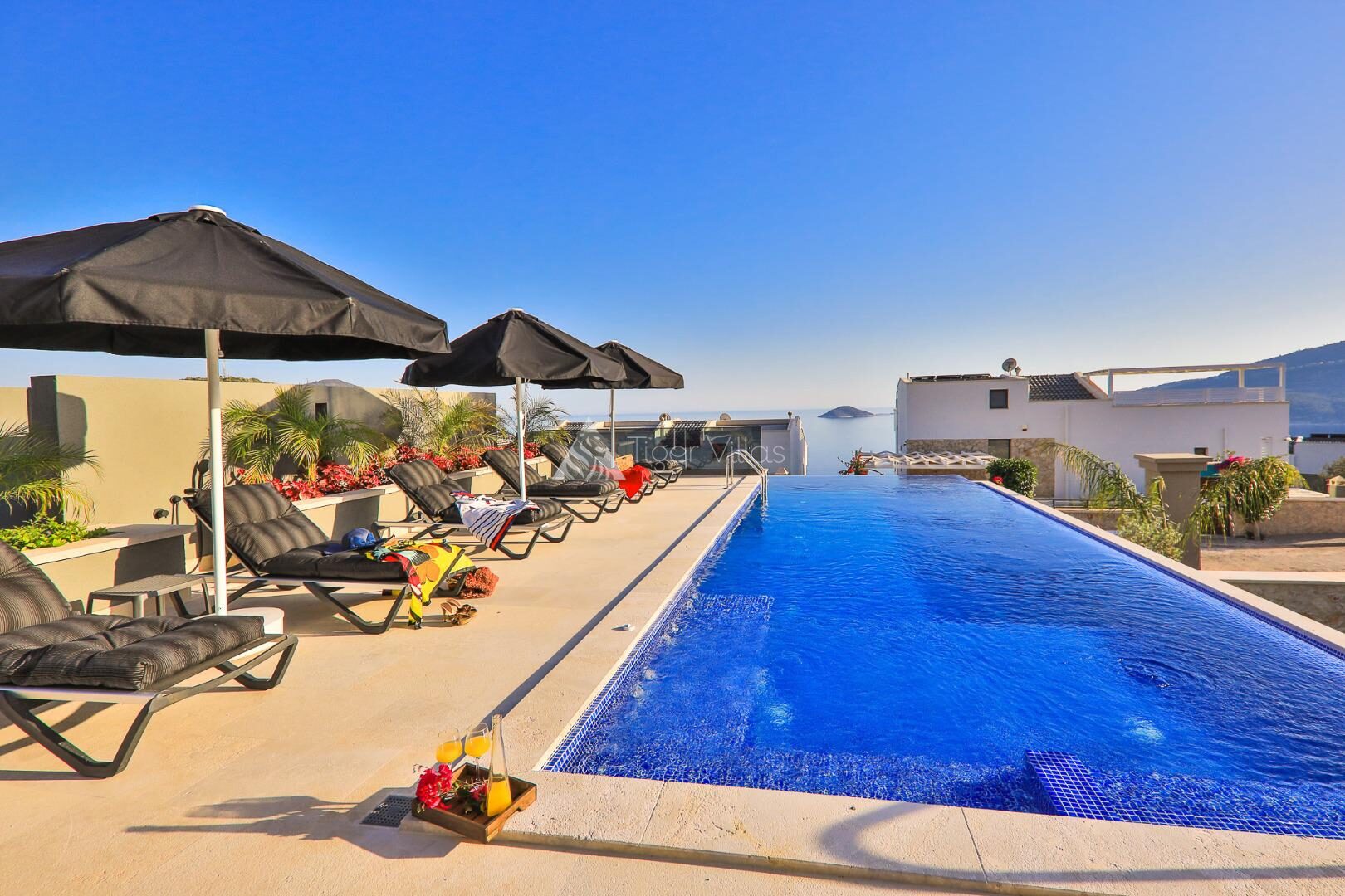Villa Dreams — 4