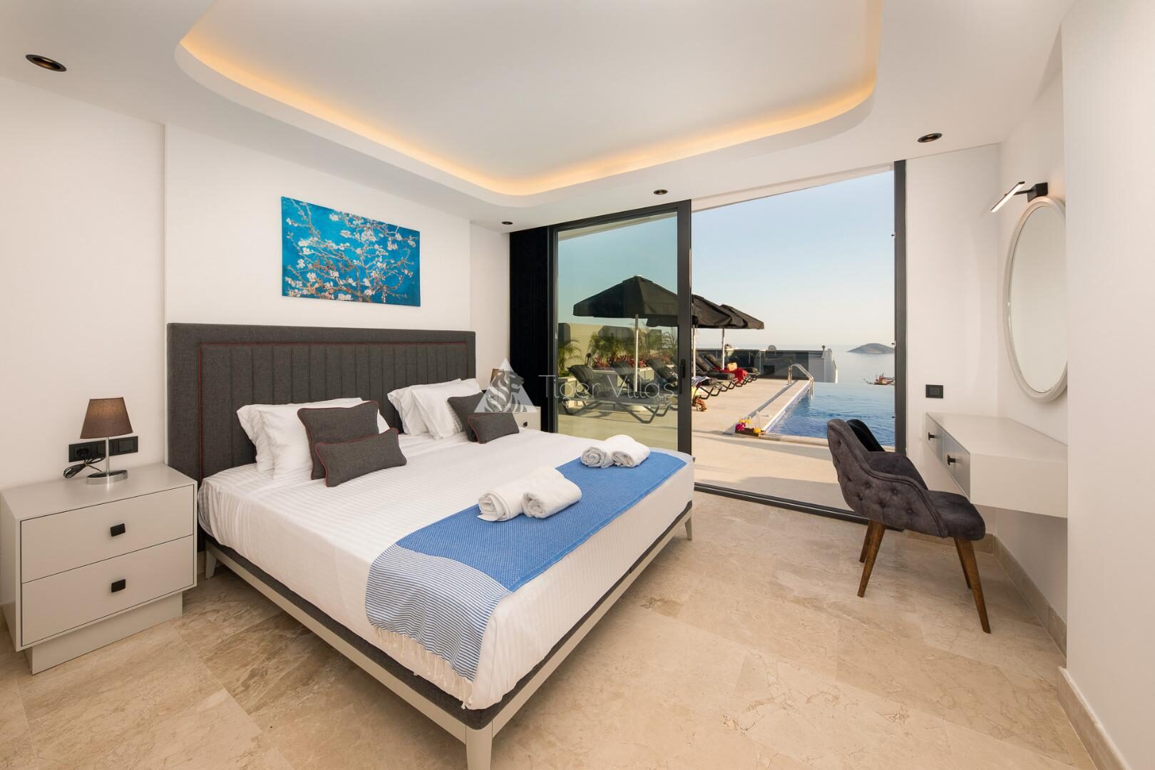 Villa Dreams — 8