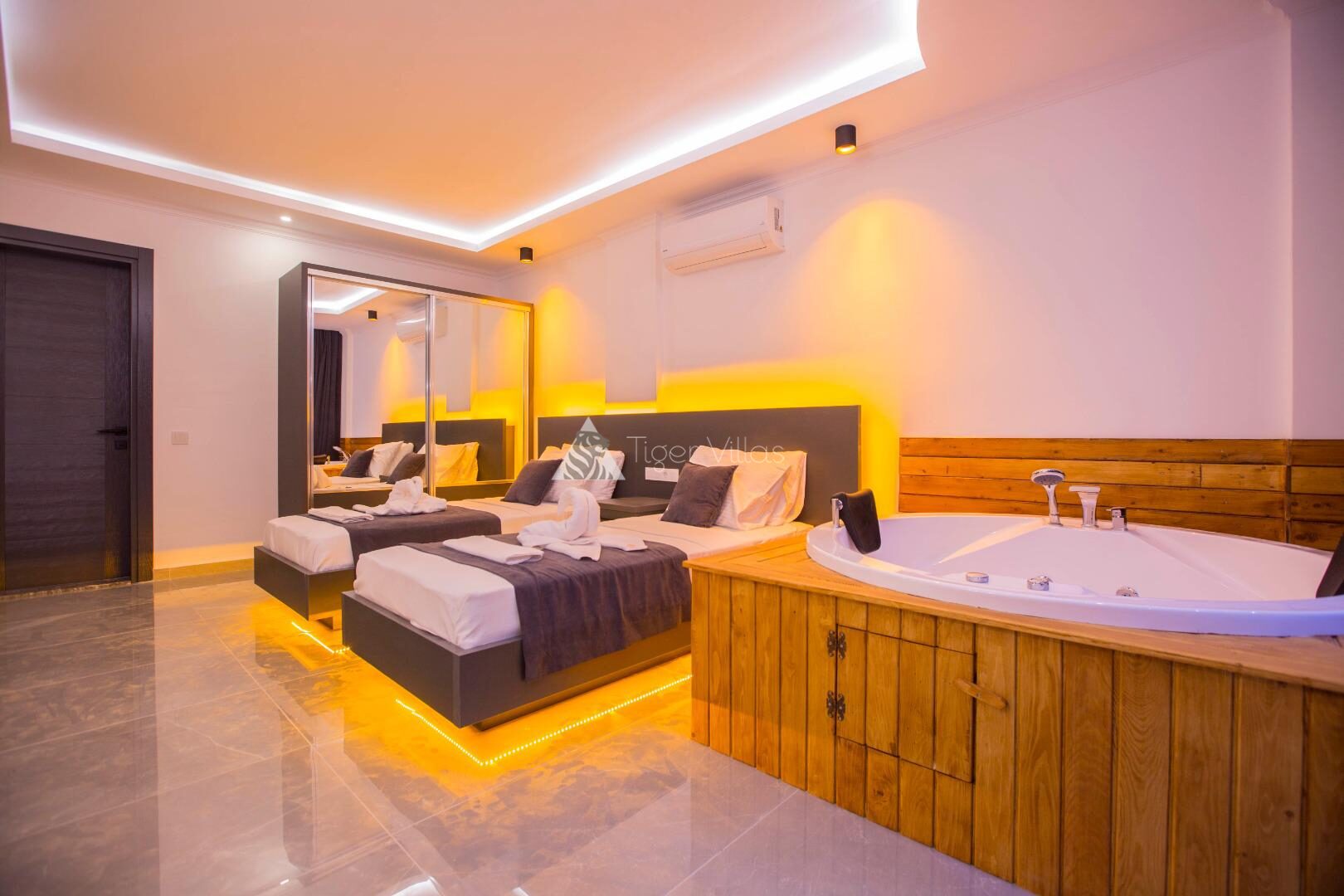 Villa Mustang — 21