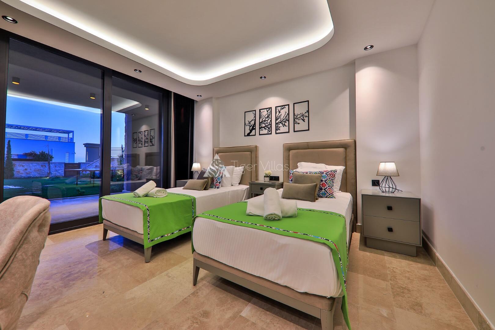 Villa Dreams — 41