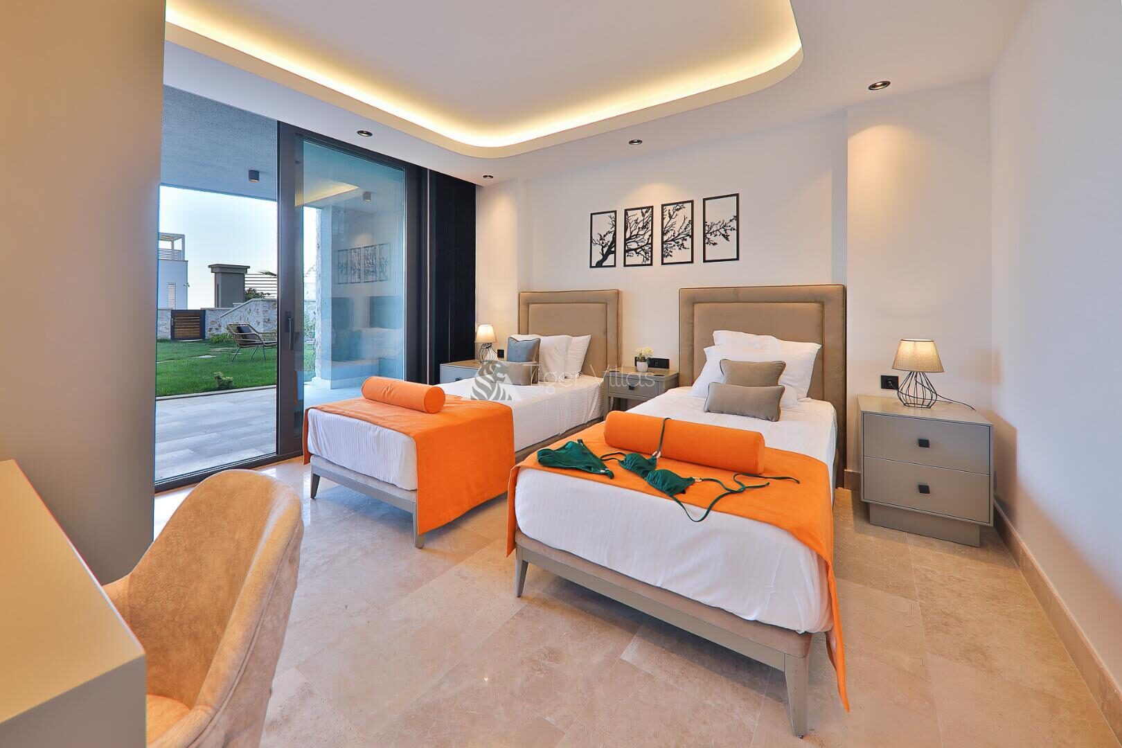 Villa Dreams — 49