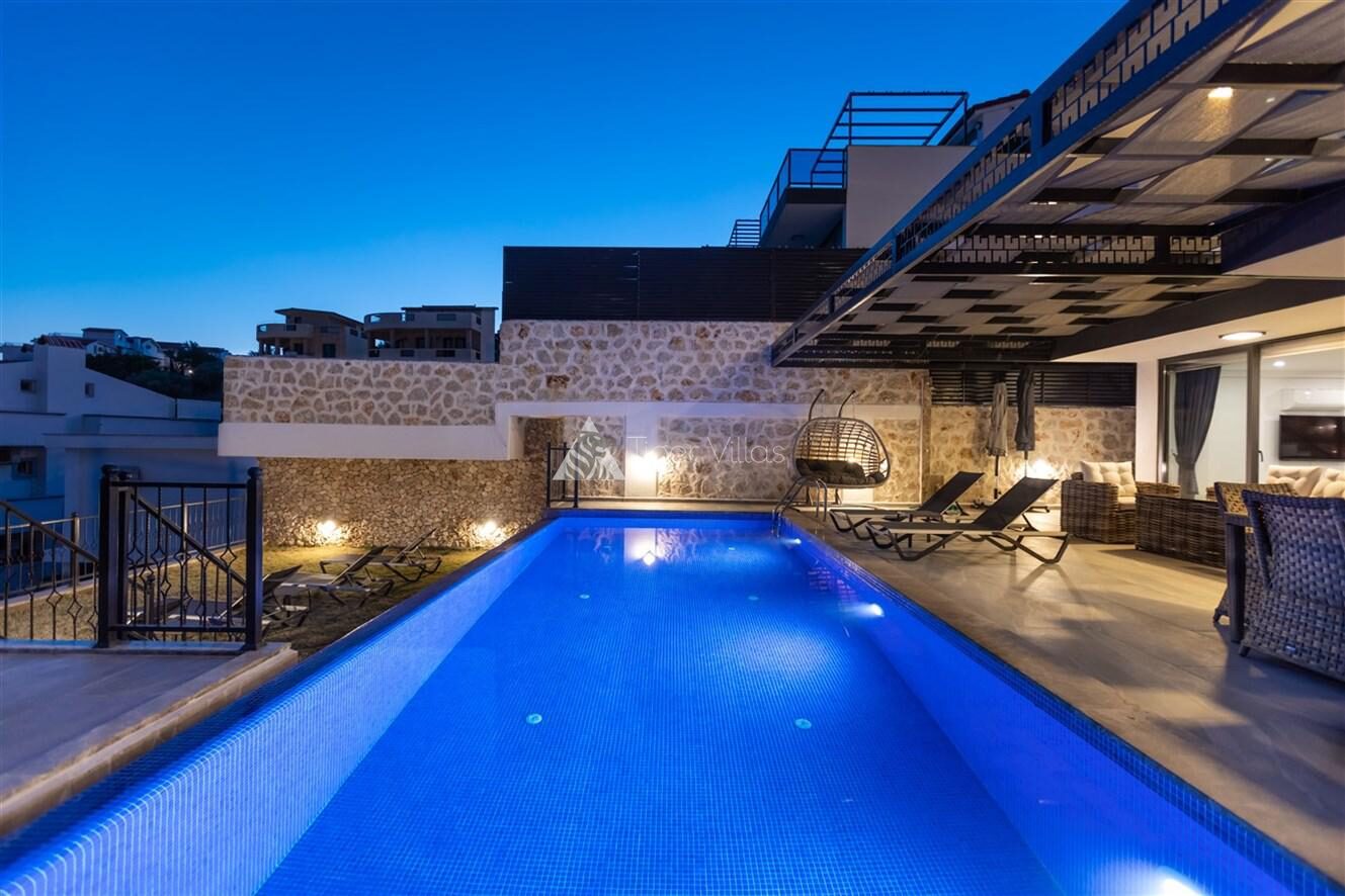 Villa Royal Hills 1 — 9