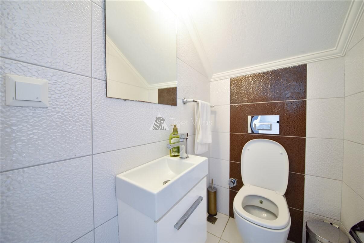 Villa Rozen Sunrise — 32