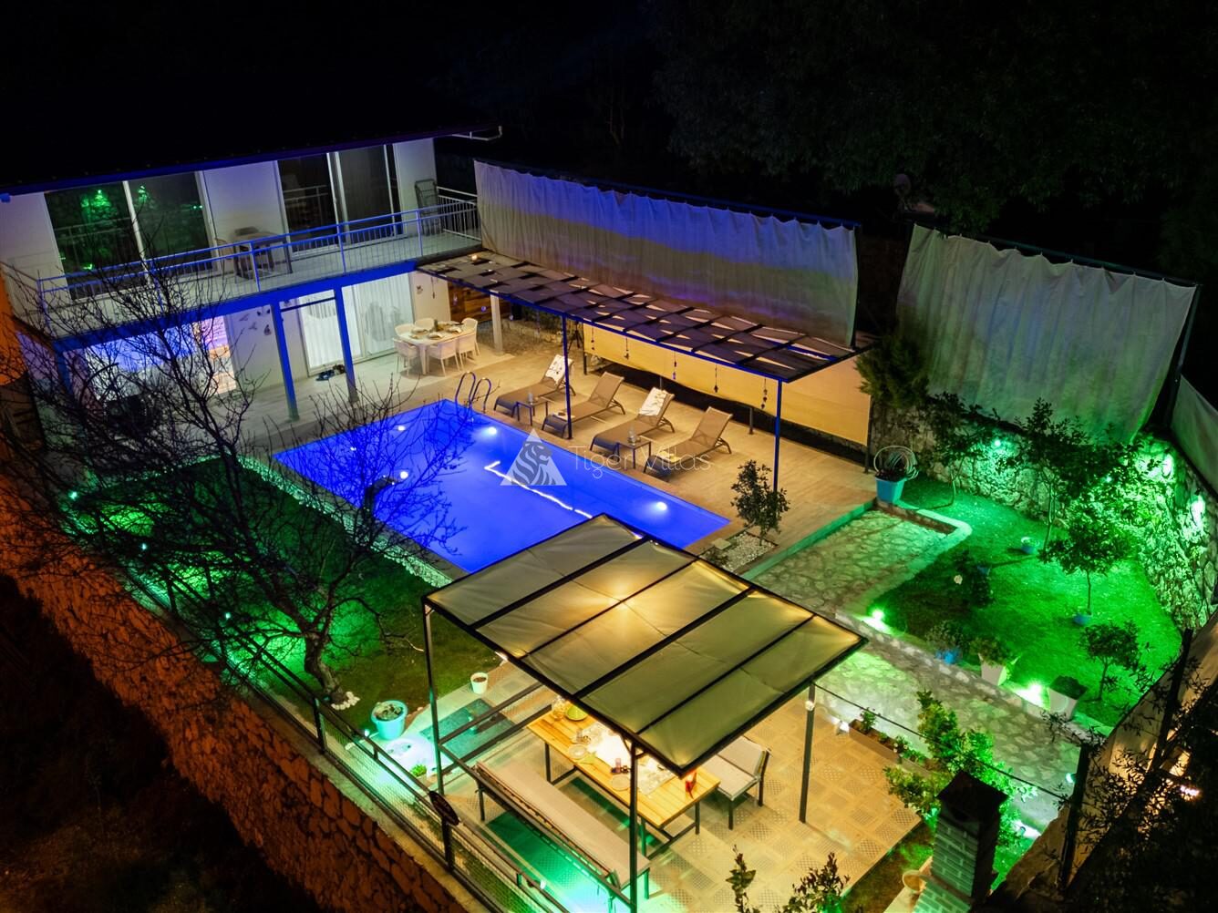 Villa Smyrna — 11