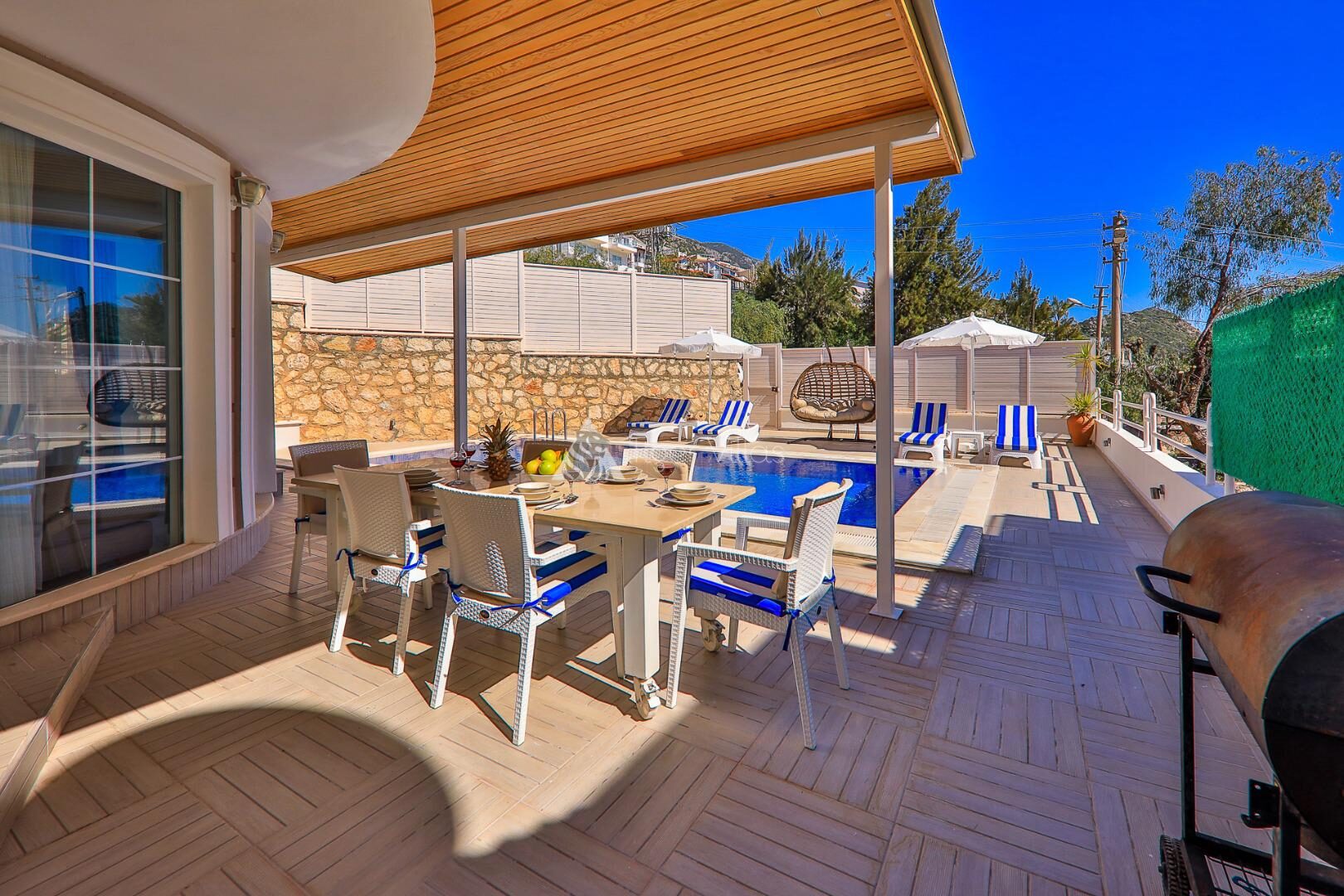 Villa Bitcoin — 37