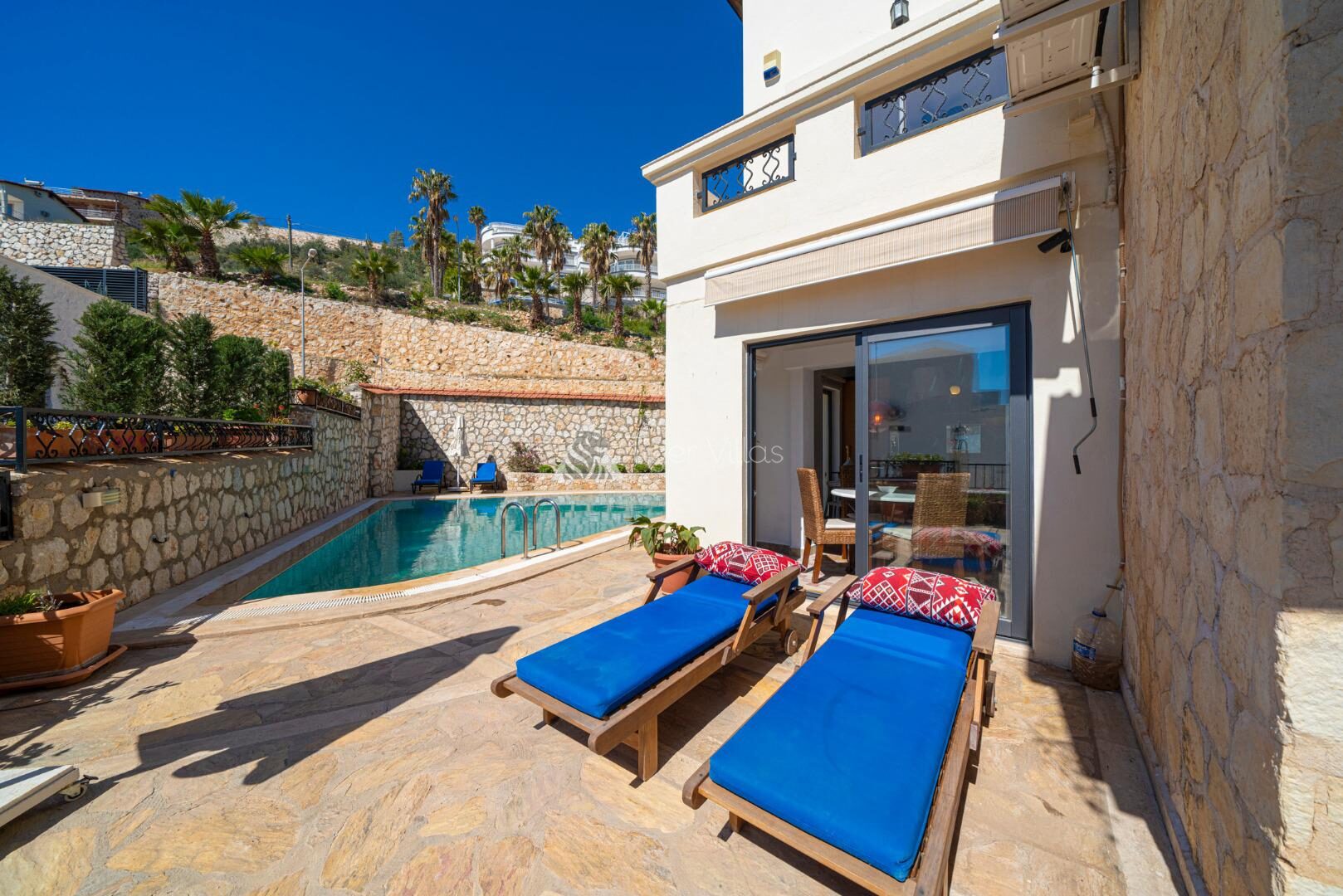 Villa Tashla — 4