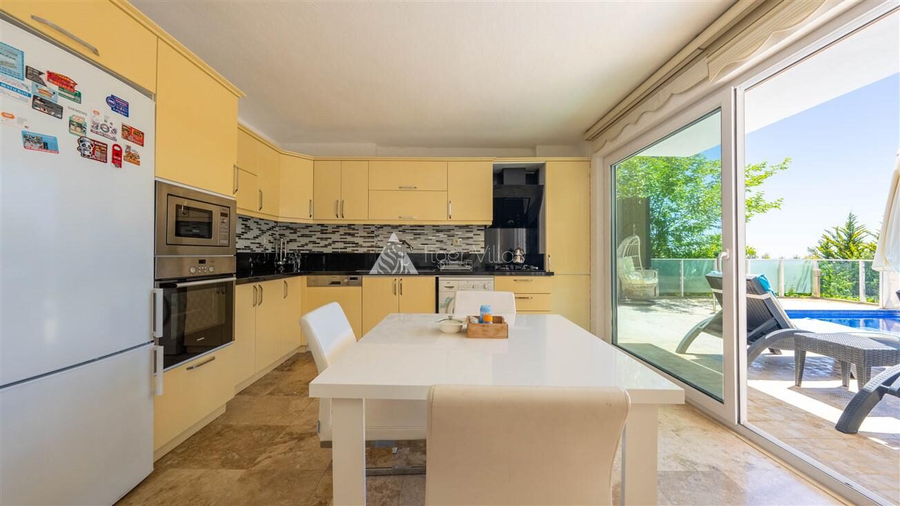 Villa Koybal — 14