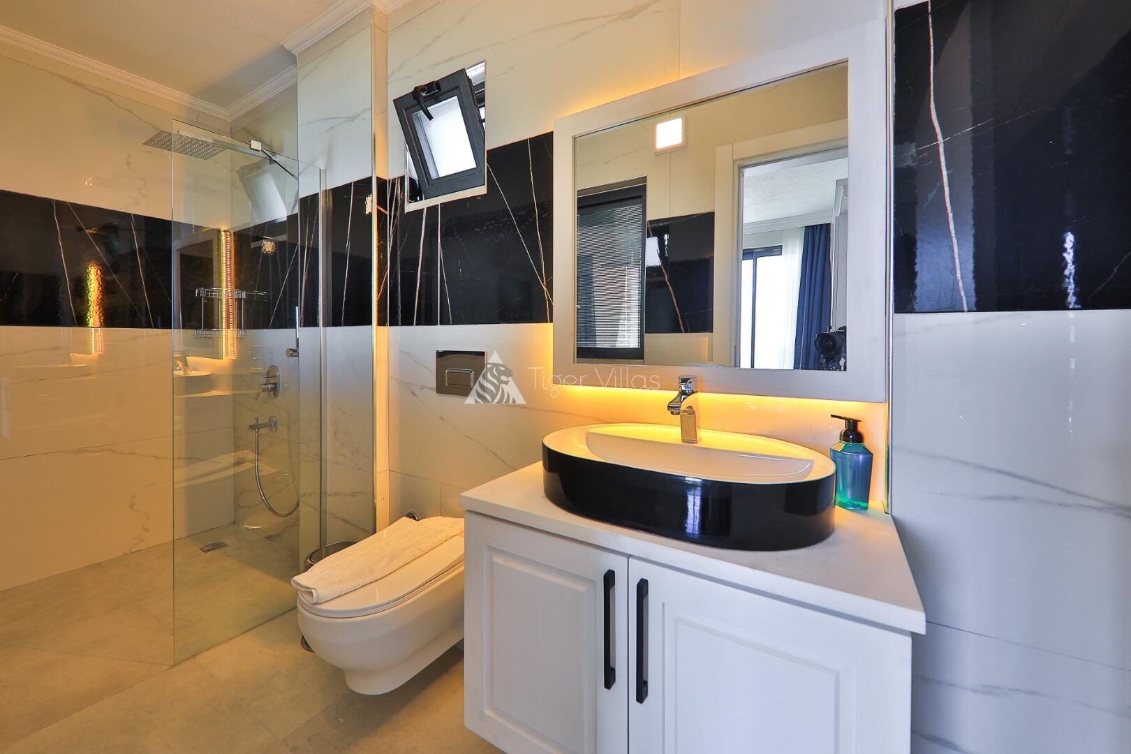 Villa Hills Londra — 38