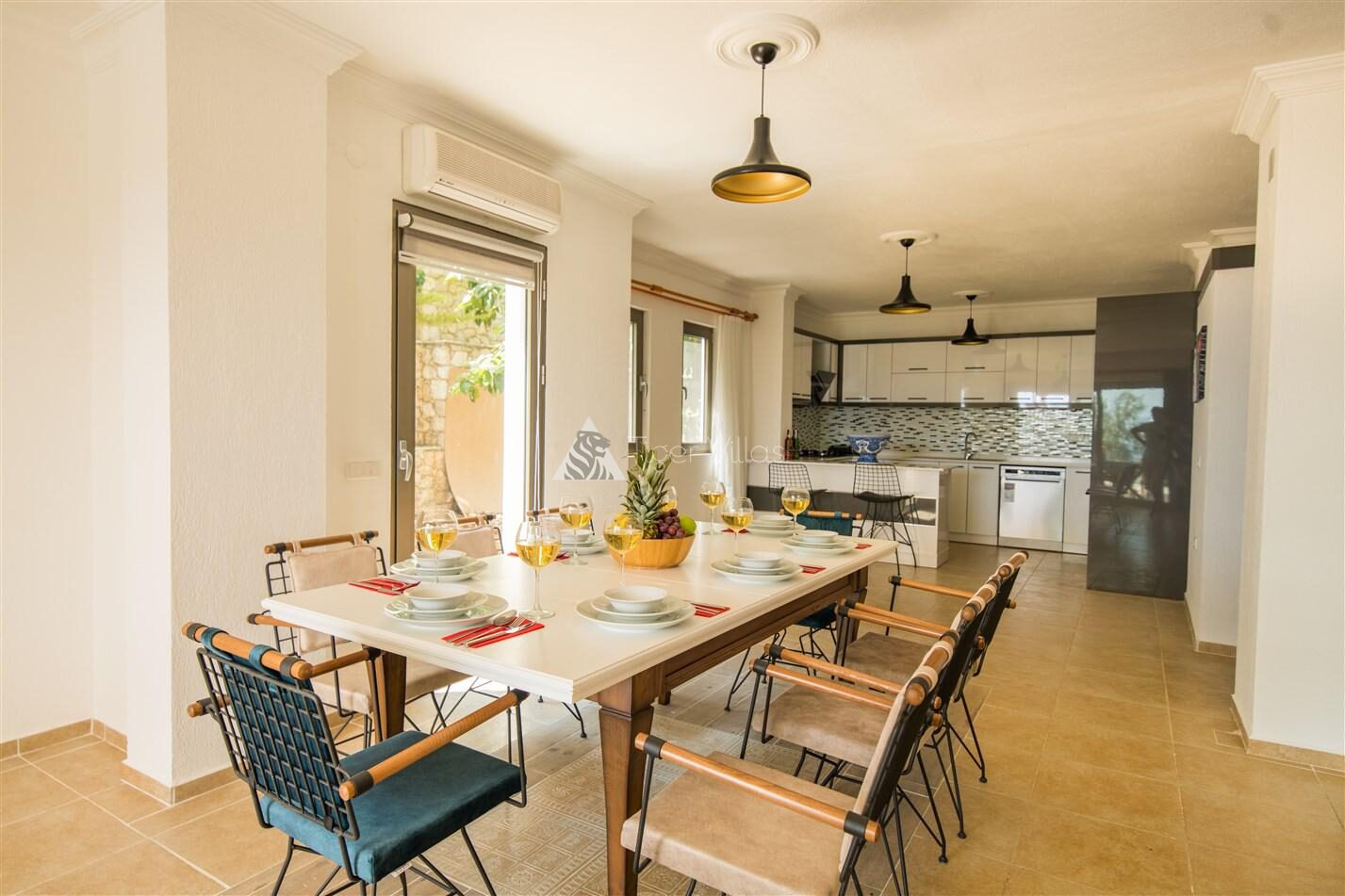Villa Hüsam — 24