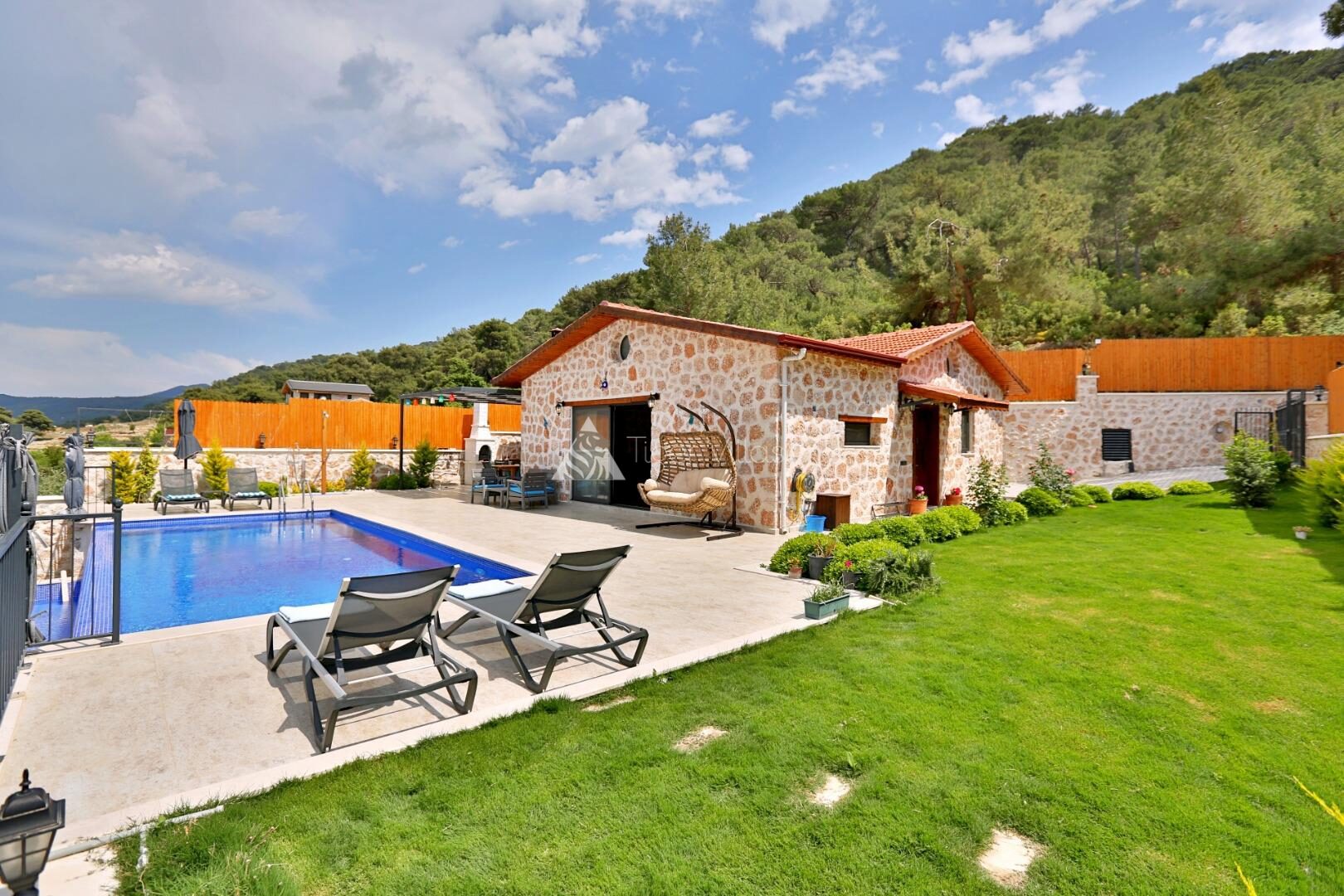 Villa Camdibi — 1