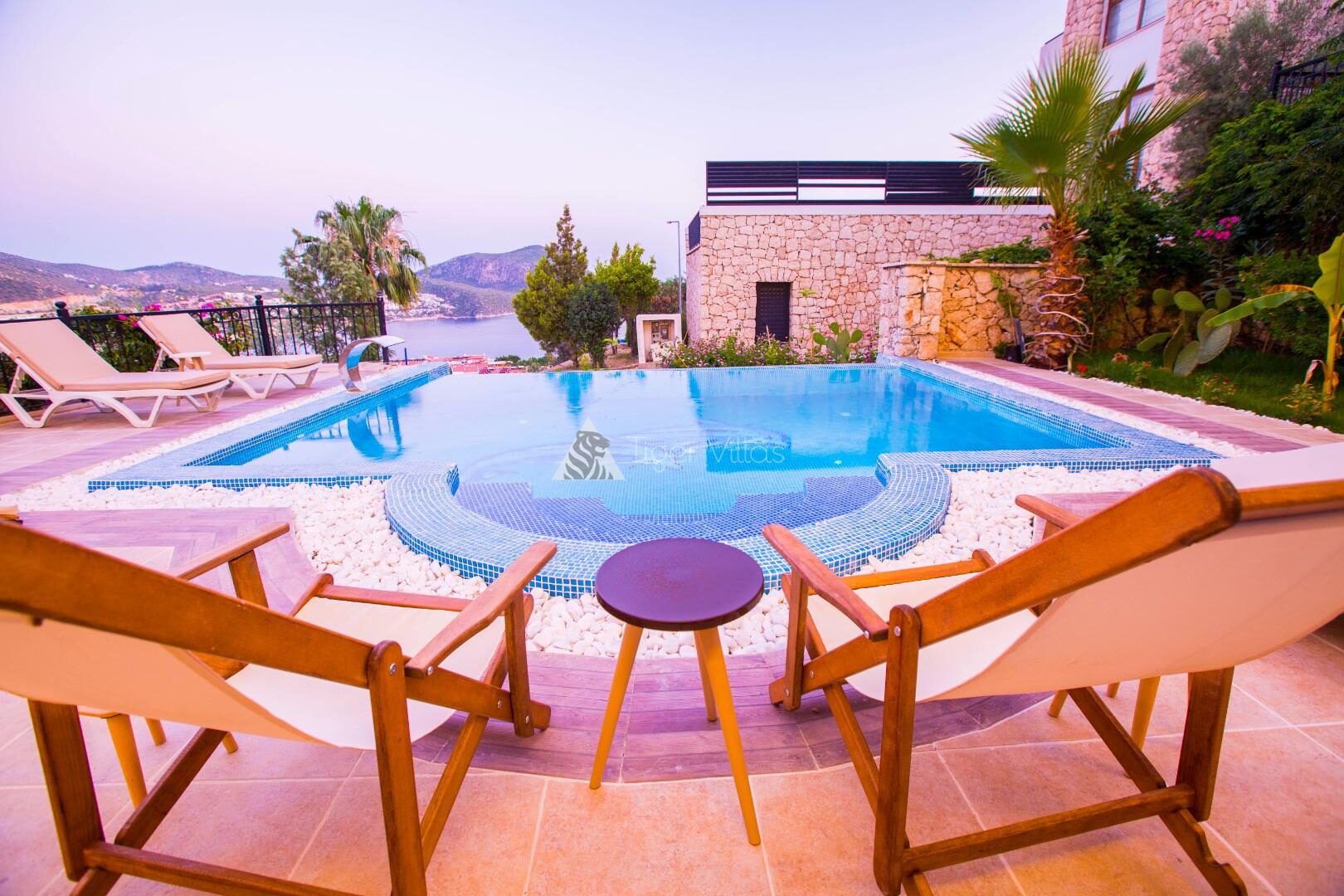 Villa Amore — 2