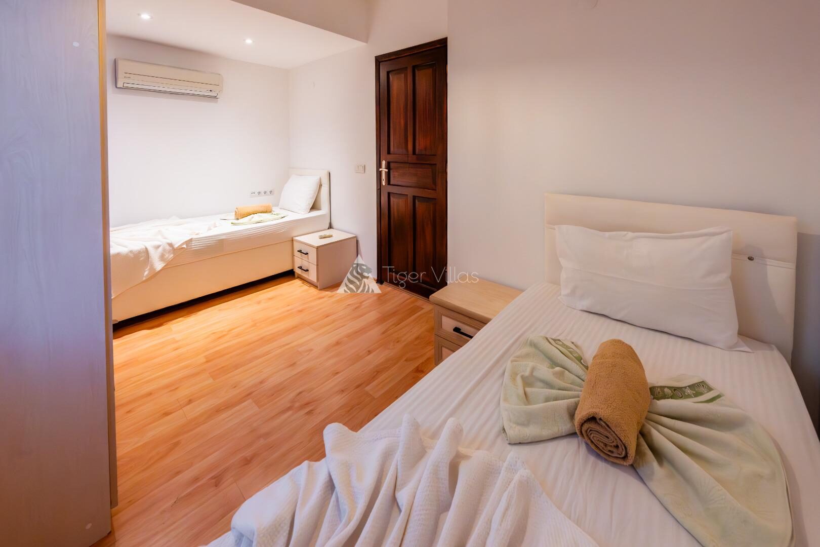 Villa Caledonia — 40