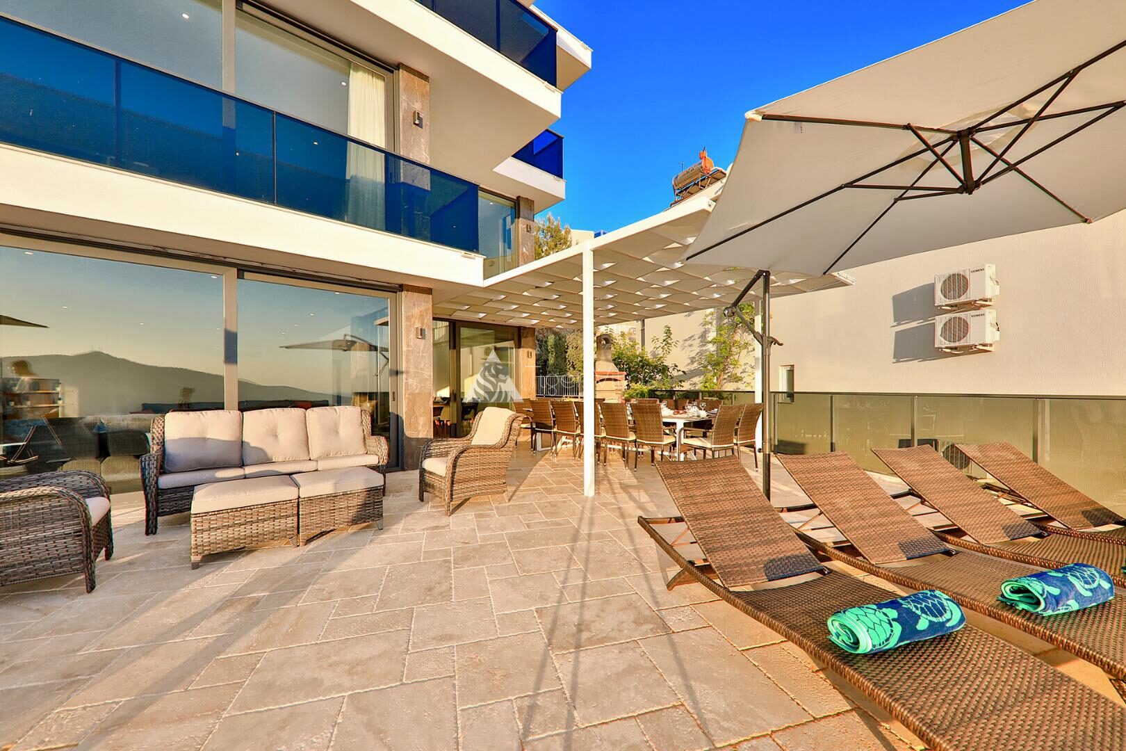 Villa Luxury – villa for rent in Kızıltaş