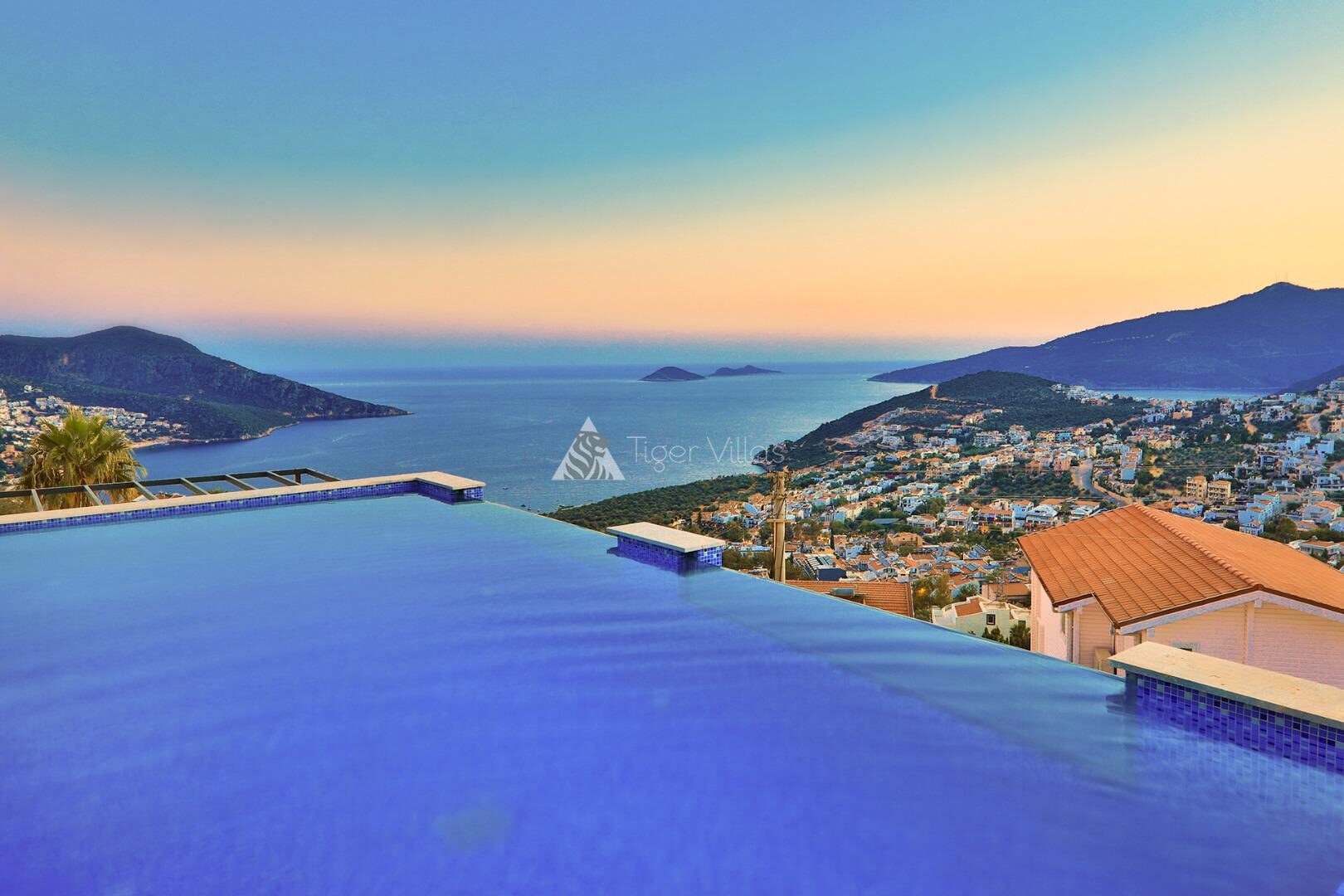 Villa Luxury – villa for rent in Kızıltaş