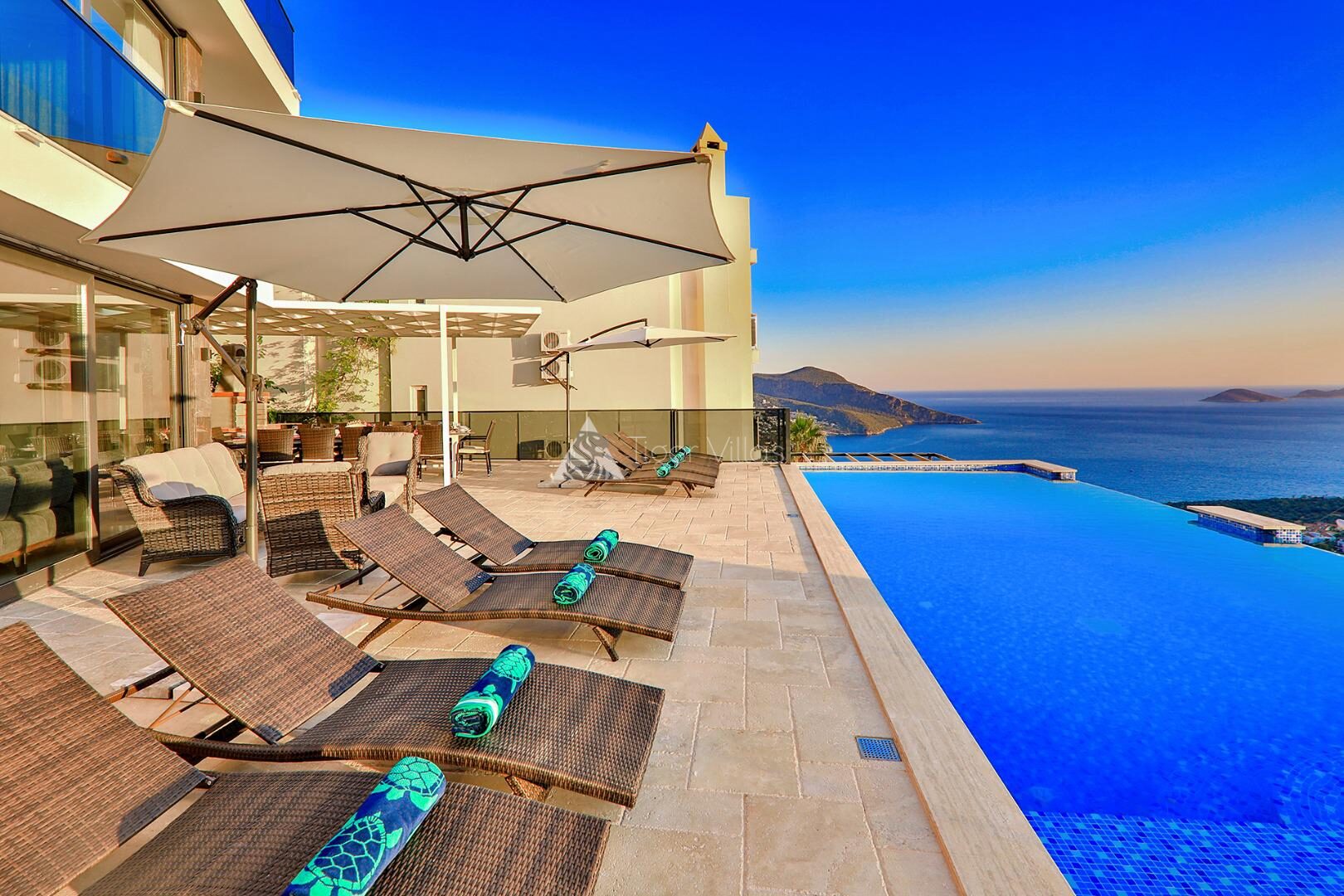 Villa Luxury — 13