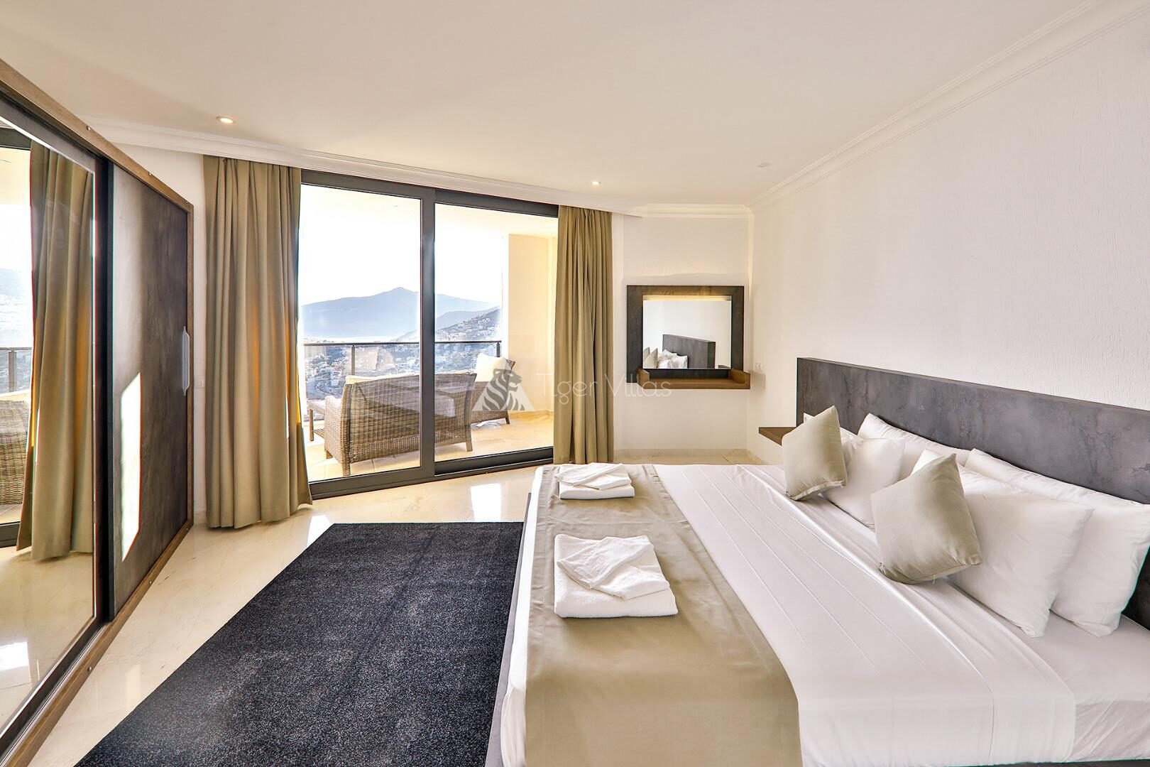 Villa Luxury – villa for rent in Kızıltaş