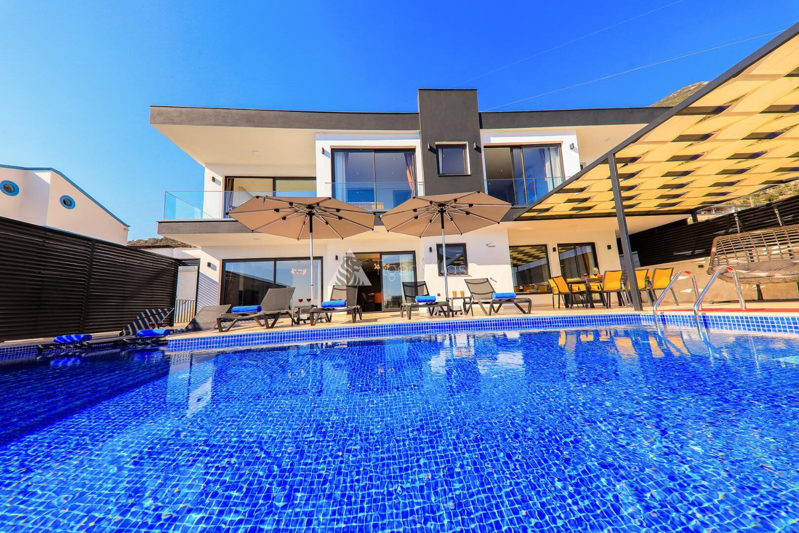 Villa Bliss — 2