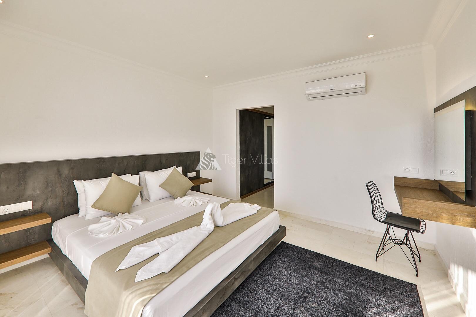 Villa Luxury – villa for rent in Kızıltaş