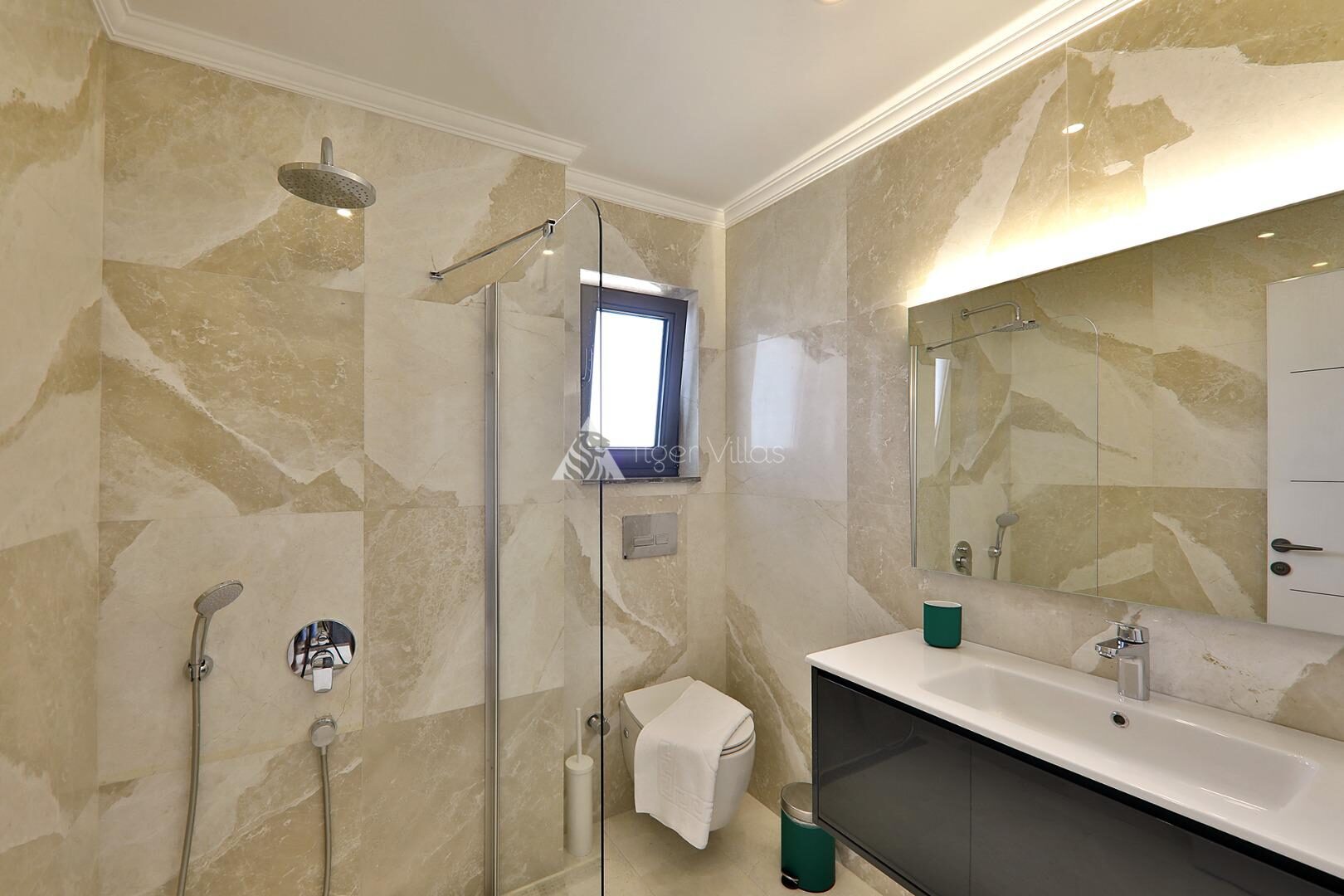 Villa Luxury — 35