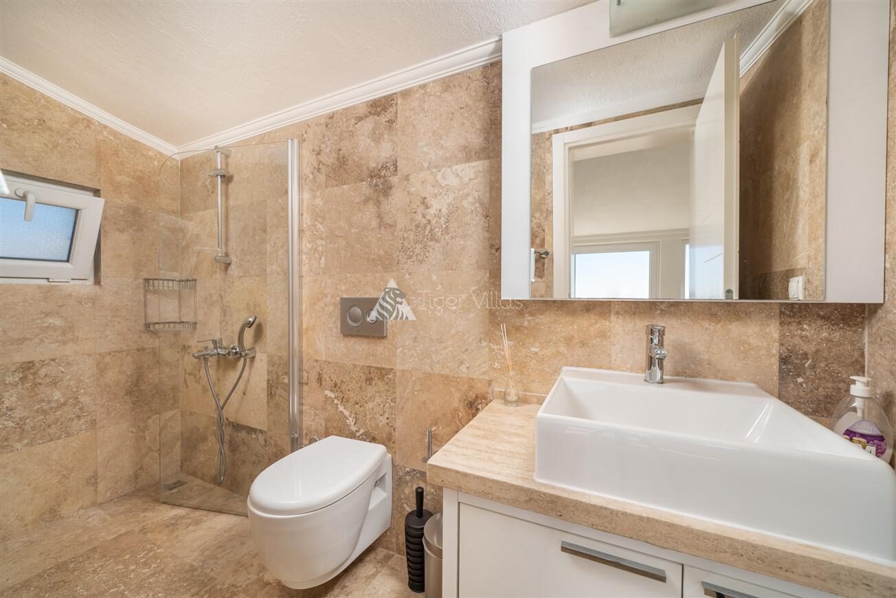 Villa Waratah – villa for rent in Kızıltaş