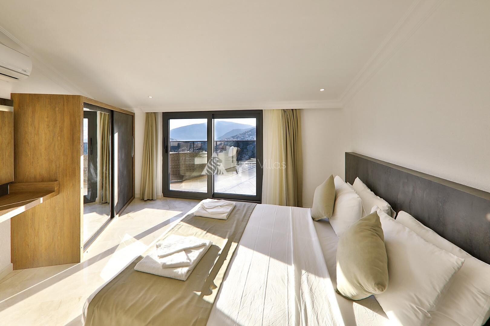 Villa Luxury – villa for rent in Kızıltaş