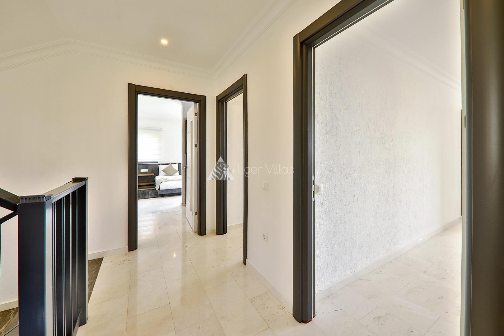 Villa Luxury — 44