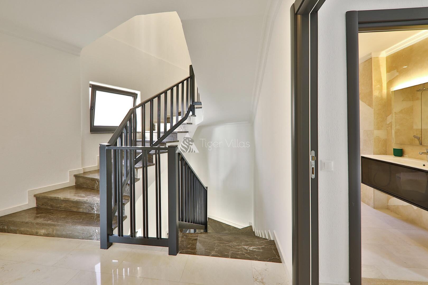 Villa Luxury — 45