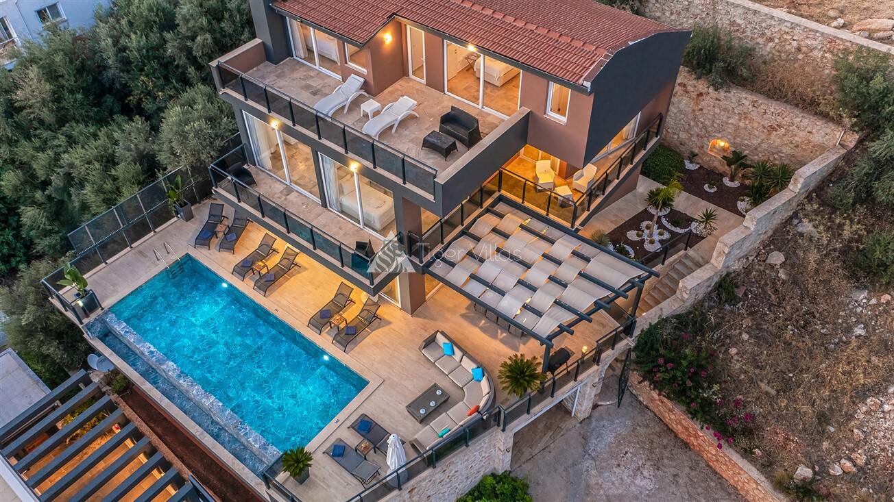 Villa Waratah — 63