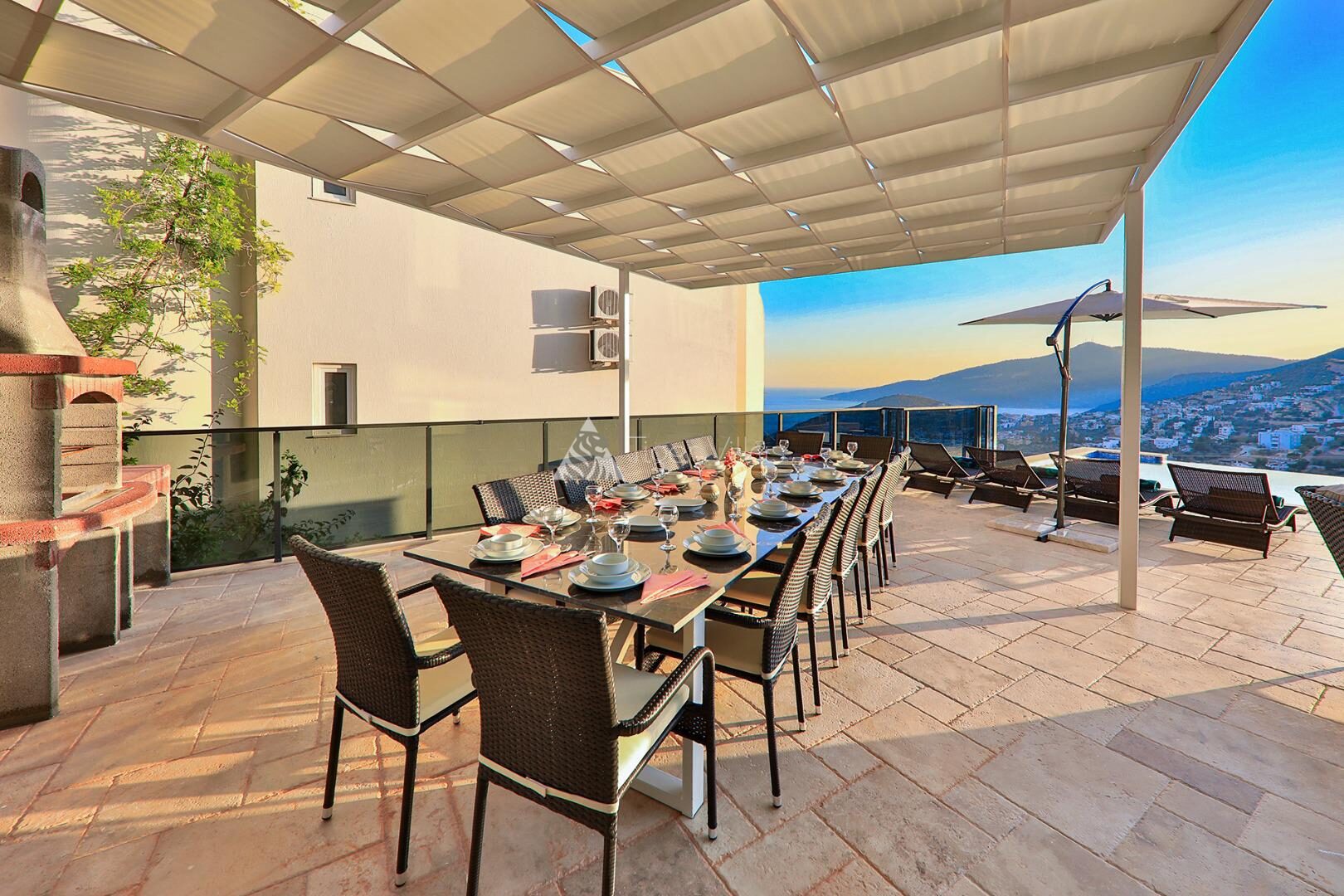 Villa Luxury – villa for rent in Kızıltaş