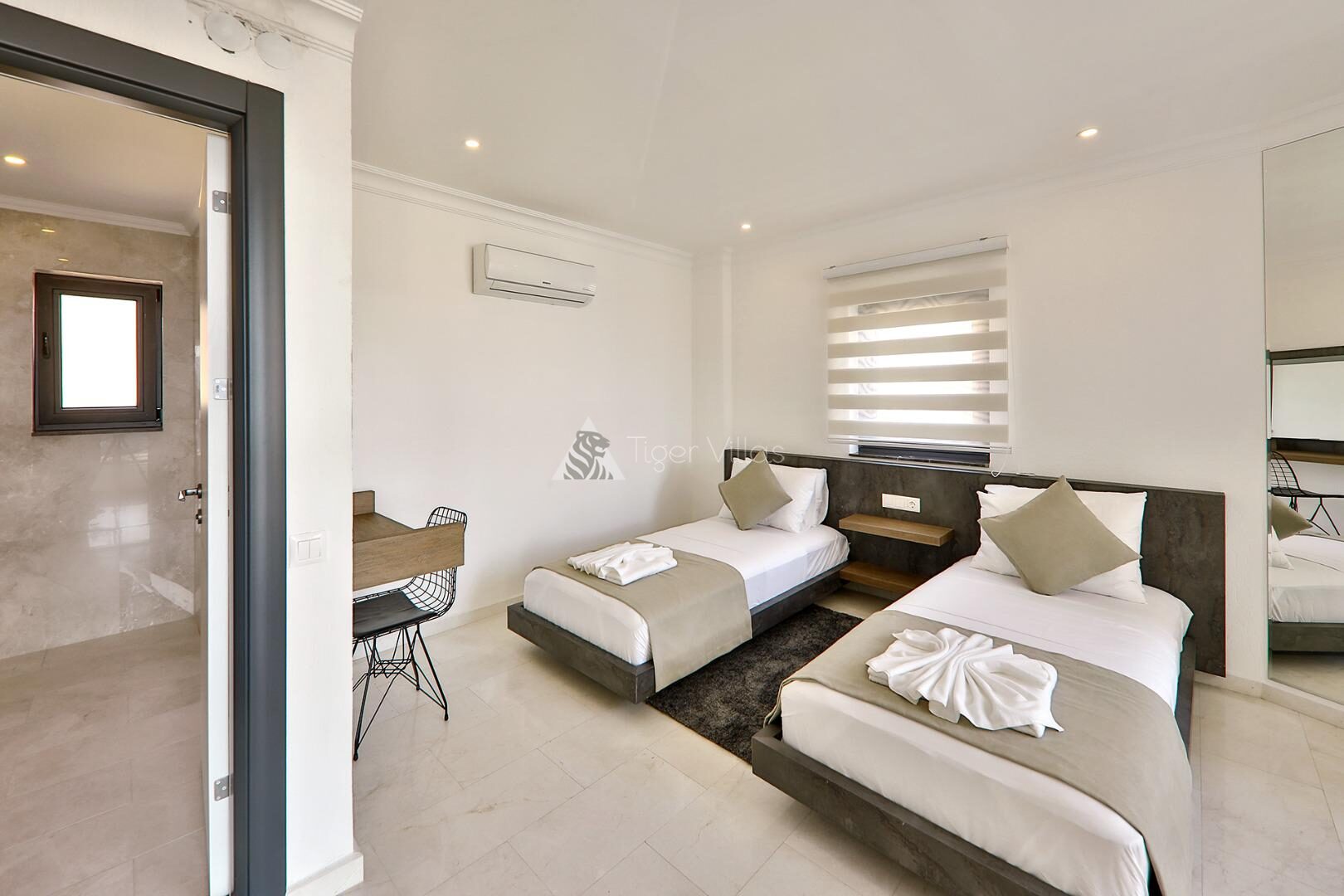 Villa Luxury — 54