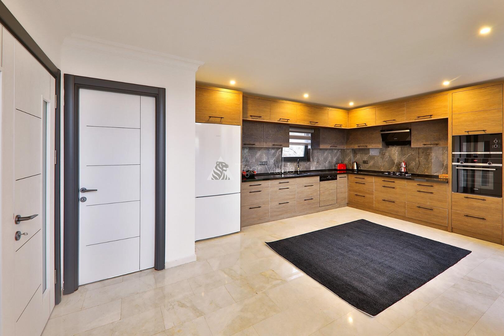 Villa Luxury — 56