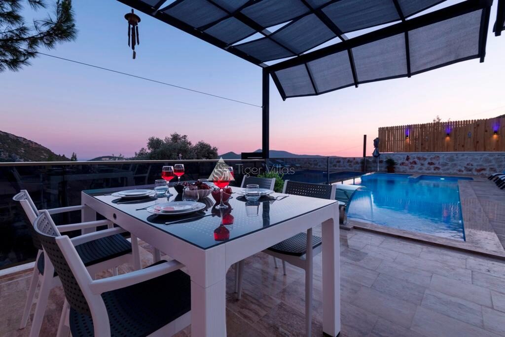 Villa Tuna — 4