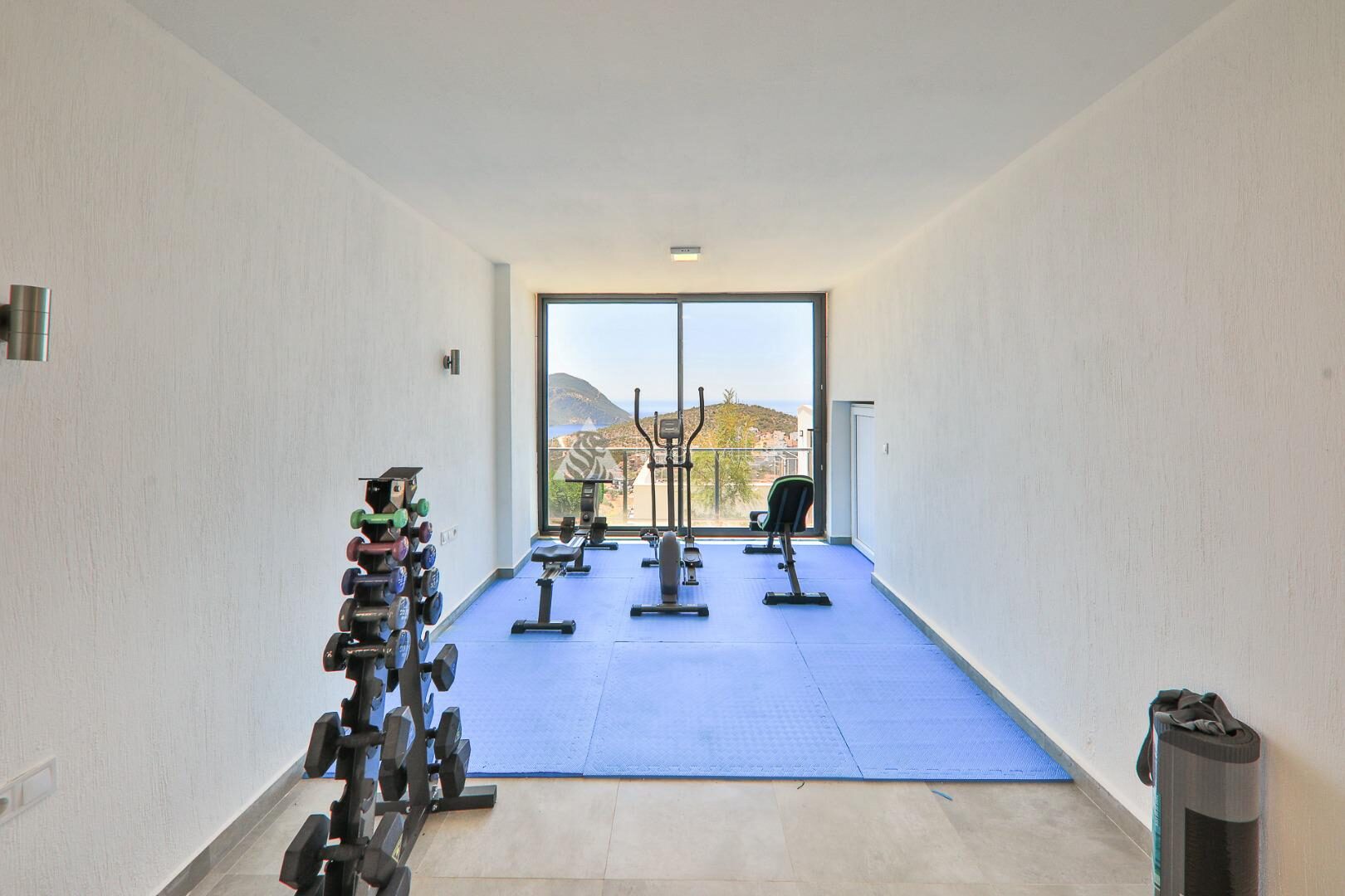 Villa Skylight — 25