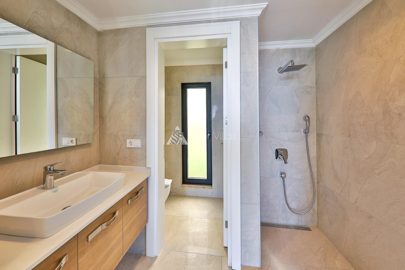 Villa Skylight — 48
