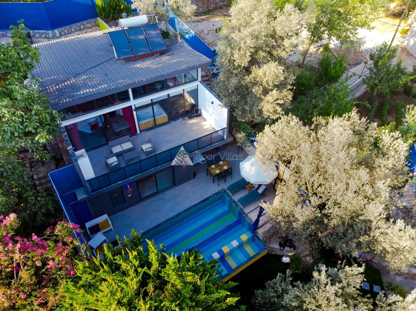 Villa Cerenimo — 2