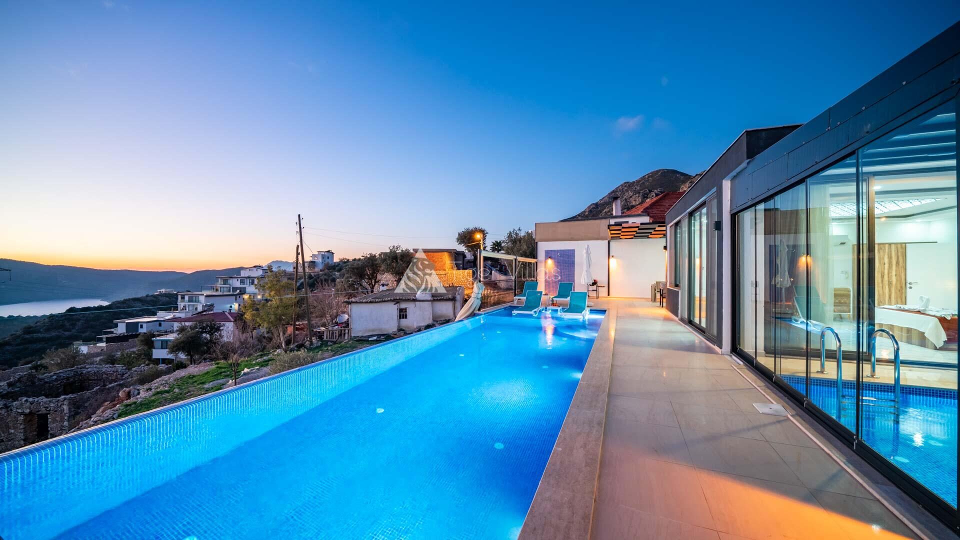 Villa Spring — 19