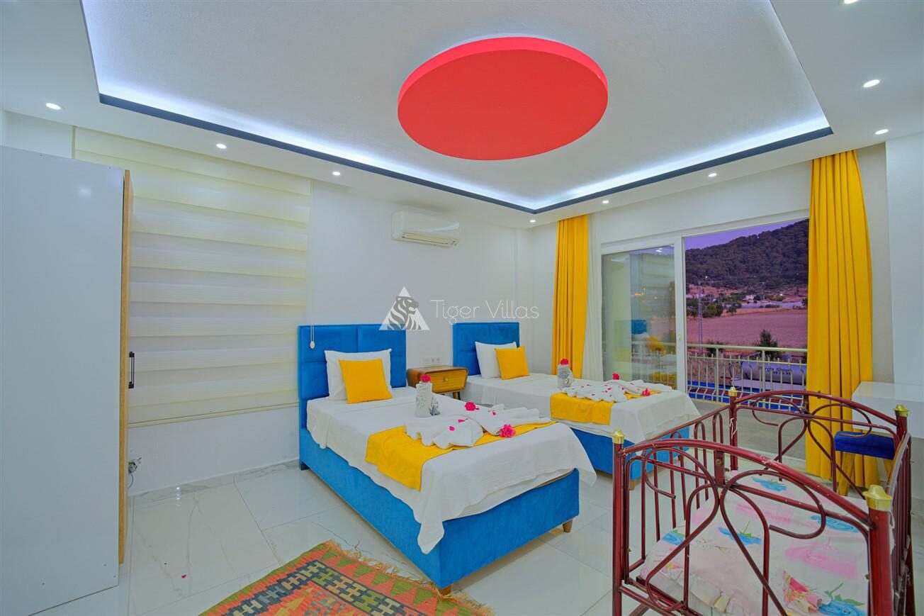 Villa Miranda — 83