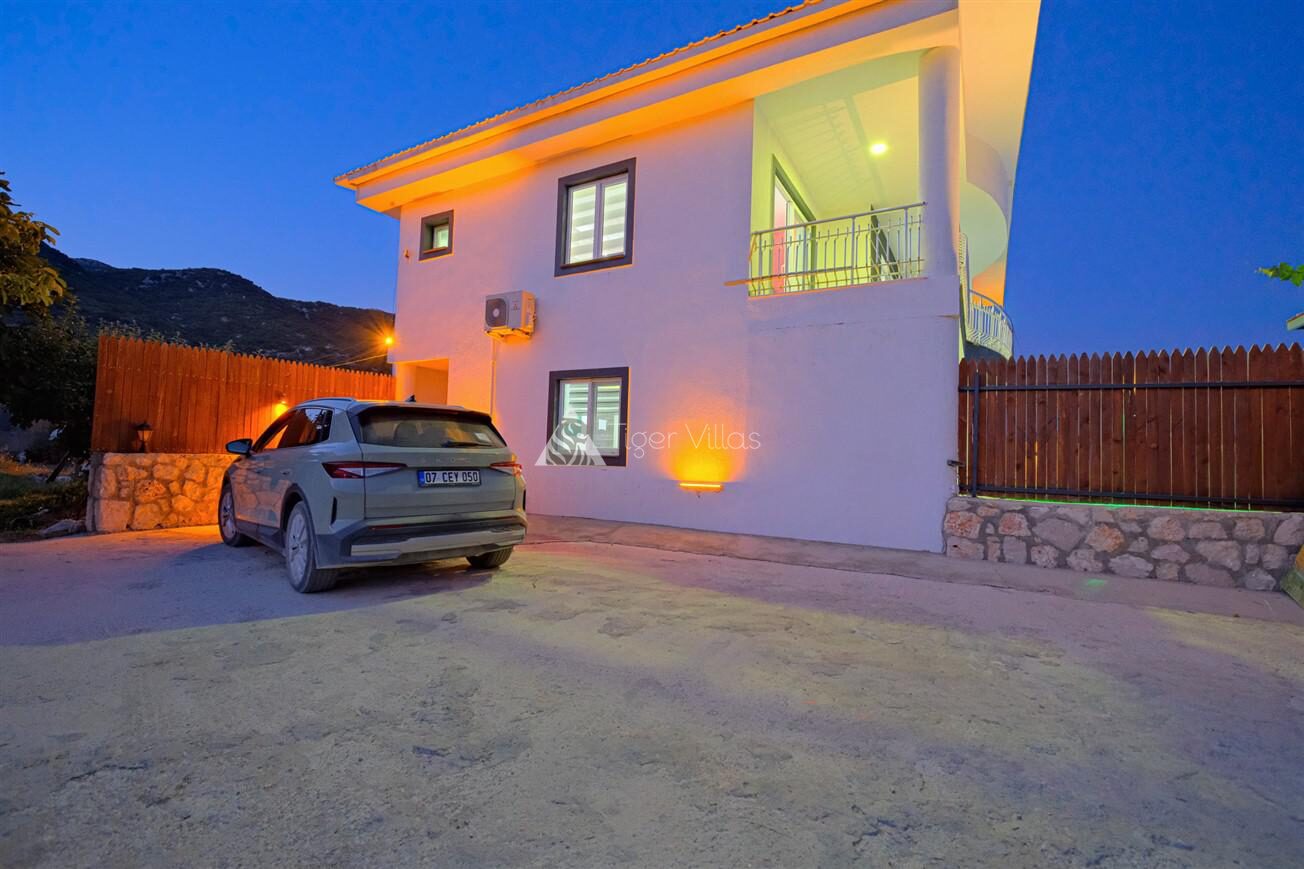 Villa Miranda — 100