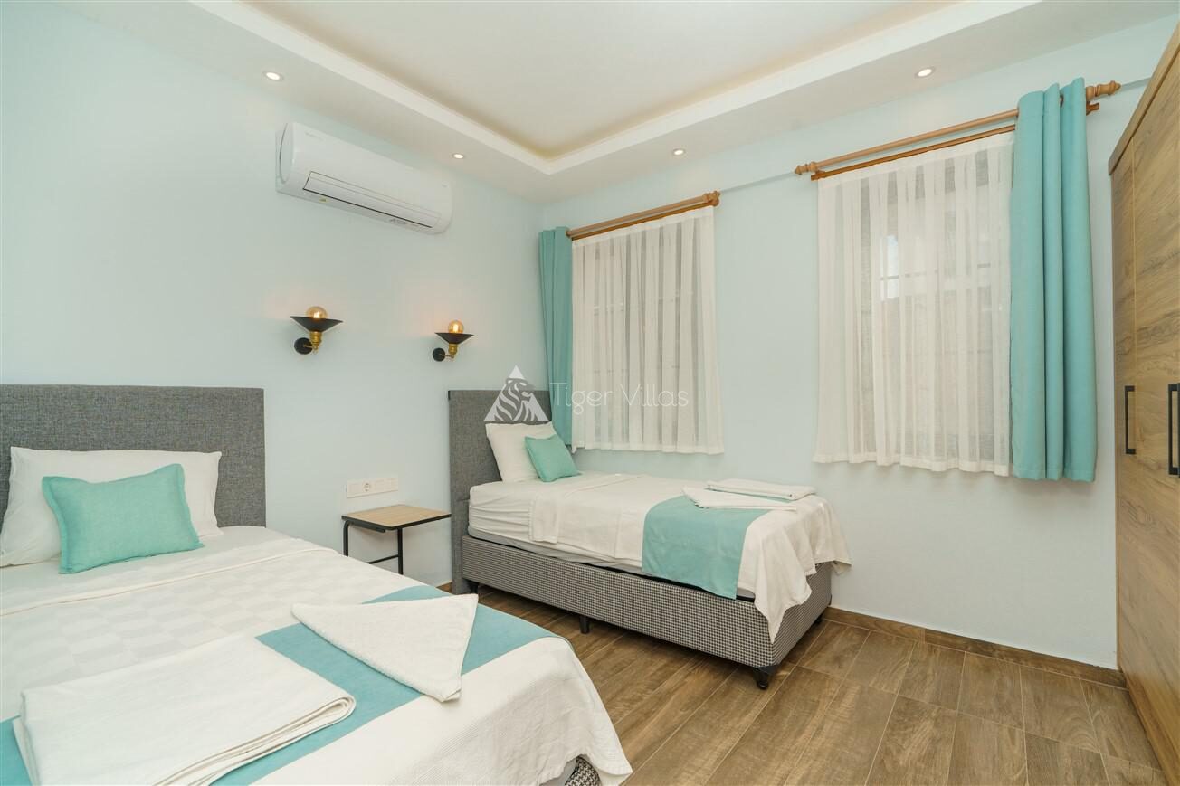 Villa Sazak Uno — 40
