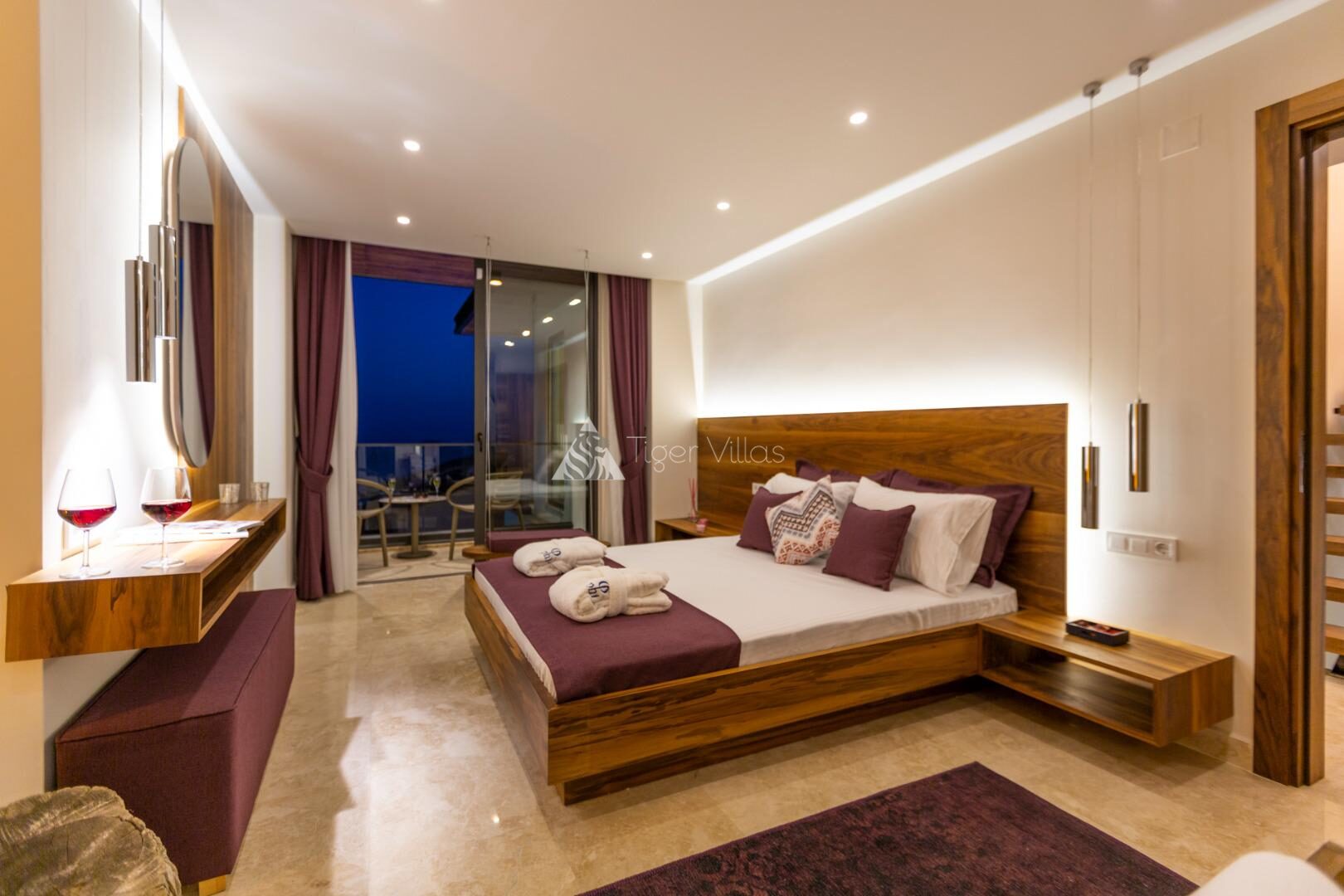 Villa Phi — 25