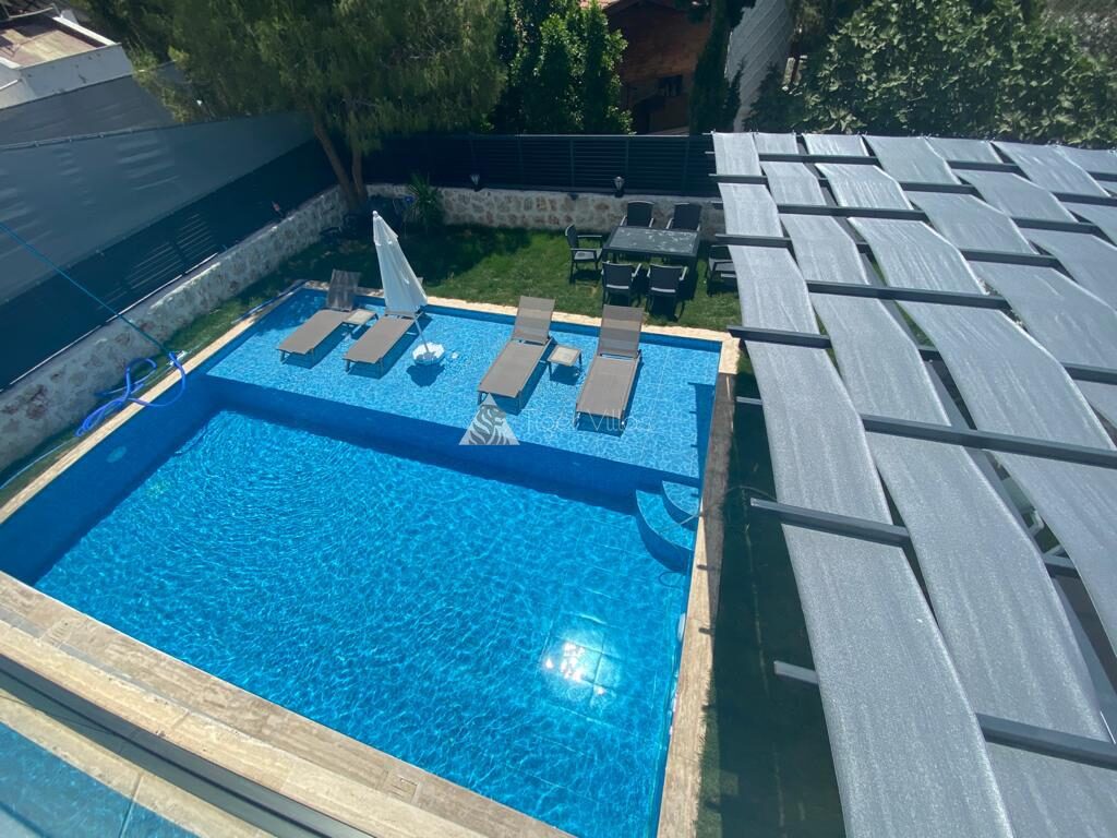 Villa Silver — 3
