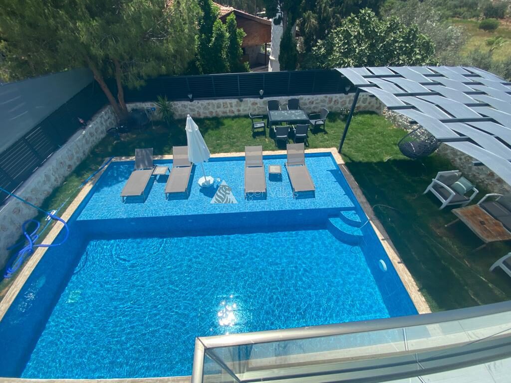 Villa Silver — 4