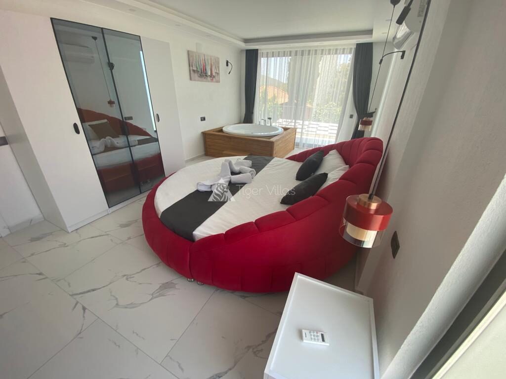 Villa Silver — 13