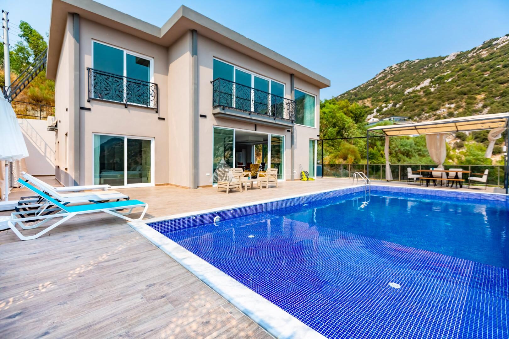 Villa La Celine — 8