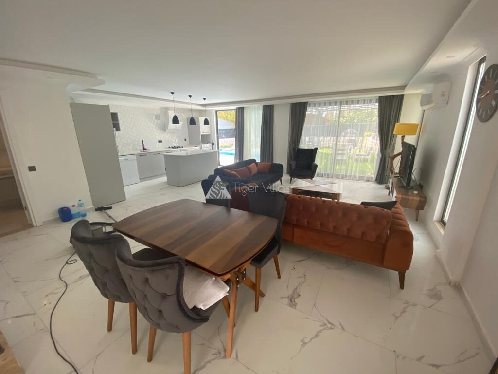 Villa Silver — 22