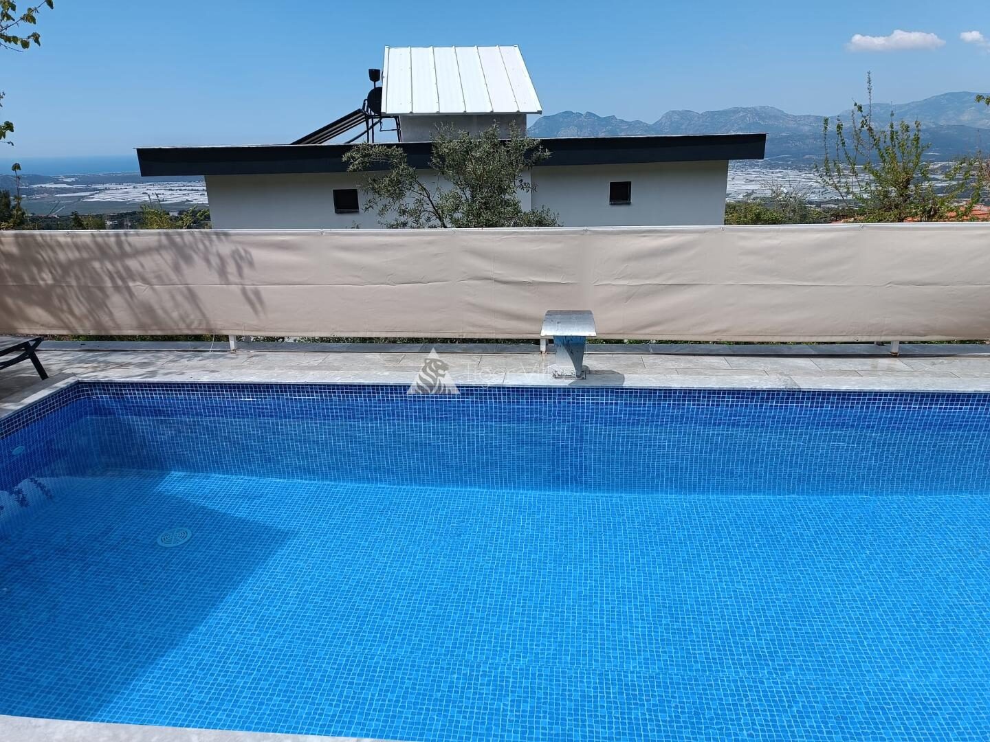 Villa Ural — 8