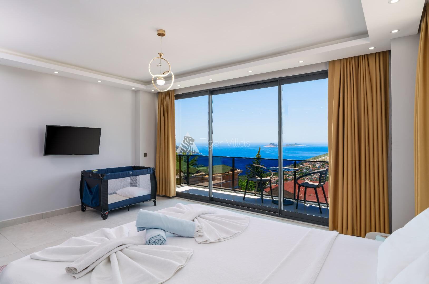 Villa Cassa — 33
