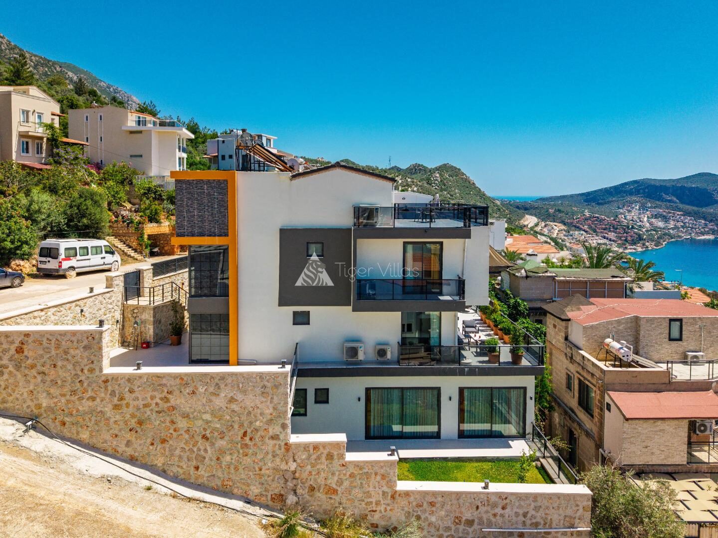Villa Cassa — 71